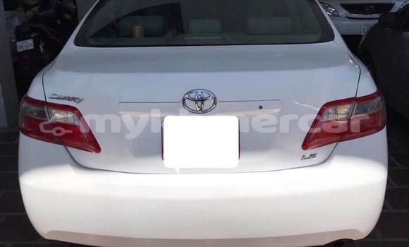 Acheter Occasion Voiture Toyota Camry Blanc à Amleang, Kampong Speu Province Acheter Occasion Voiture Toyota Camry Blanc à Amleang, Kampong Speu Province