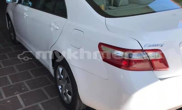 Acheter Occasion Voiture Toyota Camry Blanc à Amleang, Kampong Speu Province Acheter Occasion Voiture Toyota Camry Blanc à Amleang, Kampong Speu Province