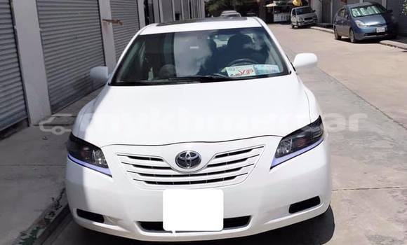 Acheter Occasion Voiture Toyota Camry Blanc à Amleang, Kampong Speu Province Acheter Occasion Voiture Toyota Camry Blanc à Amleang, Kampong Speu Province