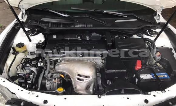 Acheter Occasion Voiture Toyota Camry Blanc à Amleang, Kampong Speu Province Acheter Occasion Voiture Toyota Camry Blanc à Amleang, Kampong Speu Province