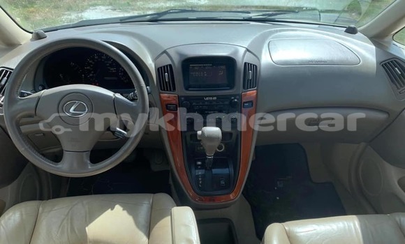 Acheter Occasion Voiture Lexus RX 300 Marron à Amleang, Kampong Speu Province Acheter Occasion Voiture Lexus RX 300 Marron à Amleang, Kampong Speu Province