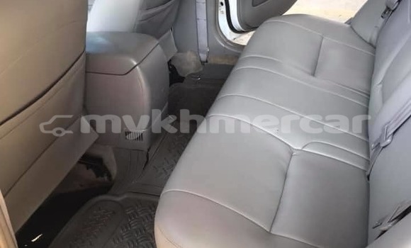 Acheter Occasion Voiture Toyota Camry Blanc à Amleang, Kampong Speu Province Acheter Occasion Voiture Toyota Camry Blanc à Amleang, Kampong Speu Province