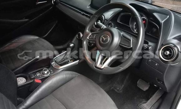 ទិញ បានប្រើ Mazda Mazda 2 White ឡាន} ក្នុង Amleang ក្នុង Kampong Speu Province ទិញ បានប្រើ Mazda Mazda 2 White ឡាន} ក្នុង Amleang ក្នុង Kampong Speu Province