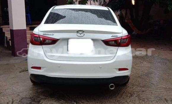 ទិញ បានប្រើ Mazda Mazda 2 White ឡាន} ក្នុង Amleang ក្នុង Kampong Speu Province ទិញ បានប្រើ Mazda Mazda 2 White ឡាន} ក្នុង Amleang ក្នុង Kampong Speu Province