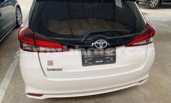 ទិញ បានប្រើ Toyota Yaris White ឡាន} ក្នុង Amleang ក្នុង Kampong Speu Province ទិញ បានប្រើ Toyota Yaris White ឡាន} ក្នុង Amleang ក្នុង Kampong Speu Province