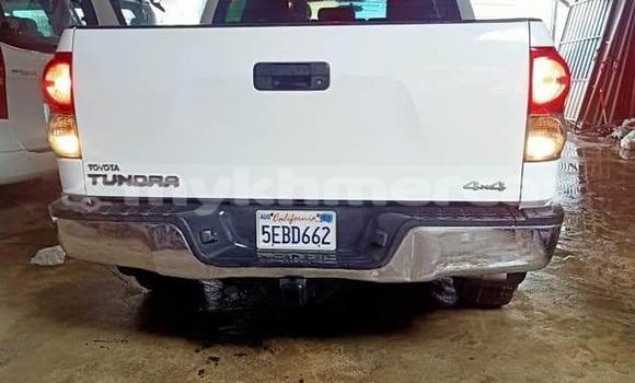 ទិញ បានប្រើ Toyota Tundra White ឡាន} ក្នុង Amleang ក្នុង Kampong Speu Province ទិញ បានប្រើ Toyota Tundra White ឡាន} ក្នុង Amleang ក្នុង Kampong Speu Province