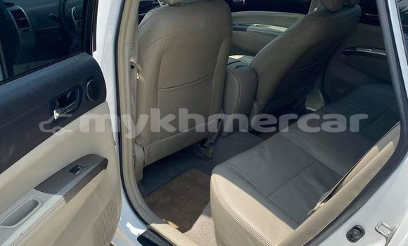 ទិញ បានប្រើ Toyota Prius White ឡាន} ក្នុង Amleang ក្នុង Kampong Speu Province ទិញ បានប្រើ Toyota Prius White ឡាន} ក្នុង Amleang ក្នុង Kampong Speu Province