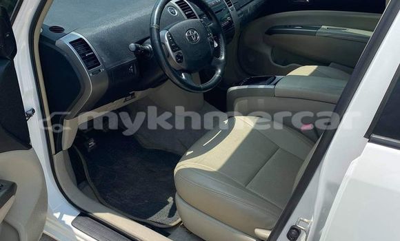 ទិញ បានប្រើ Toyota Prius White ឡាន} ក្នុង Amleang ក្នុង Kampong Speu Province ទិញ បានប្រើ Toyota Prius White ឡាន} ក្នុង Amleang ក្នុង Kampong Speu Province