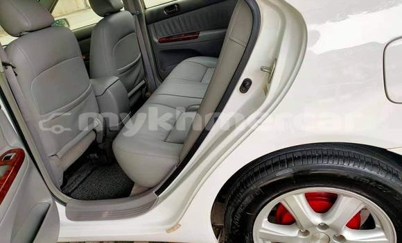 Buy Used Toyota Camry White Car in Amleang in Kampong Speu Province Buy Used Toyota Camry White Car in Amleang in Kampong Speu Province