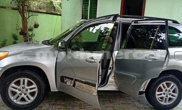 Buy Used Toyota RAV4 Silver Car in Phnom Penh in Phnom Penh