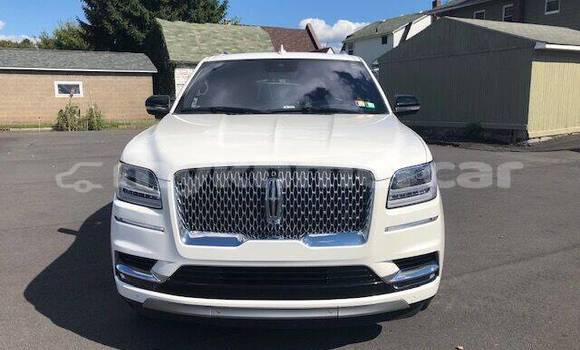 Buy Import Lincoln Navigator White Car in Phnom Penh in Phnom Penh Buy Import Lincoln Navigator White Car in Phnom Penh in Phnom Penh