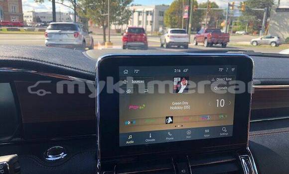 Buy Import Lincoln Navigator White Car in Phnom Penh in Phnom Penh Buy Import Lincoln Navigator White Car in Phnom Penh in Phnom Penh