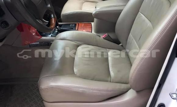 Buy Used Lexus LX White Car in Amleang in Kampong Speu Province Buy Used Lexus LX White Car in Amleang in Kampong Speu Province