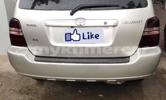 Buy Used Toyota Highlander Silver Car in Amleang in Kampong Speu Province Buy Used Toyota Highlander Silver Car in Amleang in Kampong Speu Province