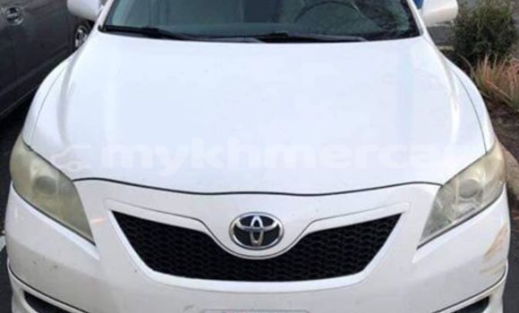 Buy Used Toyota Camry White Car in Phnom Penh in Phnom Penh Buy Used Toyota Camry White Car in Phnom Penh in Phnom Penh