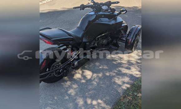 ទិញ បានប្រើ Can–am DS 650 Black កង់} ក្នុង Koulen ក្នុង Preah Vihear Province