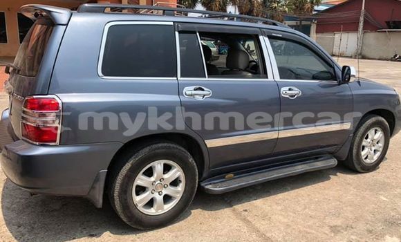 Buy Used Toyota Highlander Blue Car in Phnom Penh in Phnom Penh Buy Used Toyota Highlander Blue Car in Phnom Penh in Phnom Penh