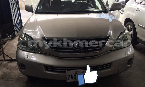 Buy Used Lexus RX Silver Car in Phnom Penh in Phnom Penh Buy Used Lexus RX Silver Car in Phnom Penh in Phnom Penh