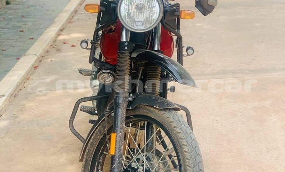 Buy Used Royal Enfield GT Black Bike in Siem Reap in Siem Reap Province Buy Used Royal Enfield GT Black Bike in Siem Reap in Siem Reap Province