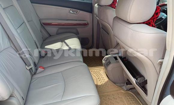 Acheter Occasion Voiture Lexus RX 330 Blanc à Phnom Penh, Phnom Penh Acheter Occasion Voiture Lexus RX 330 Blanc à Phnom Penh, Phnom Penh