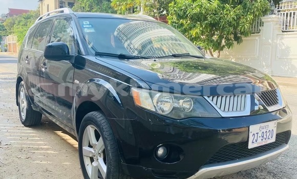 Buy Used Mitsubishi Outlander Black Car in Phnom Penh in Phnom Penh