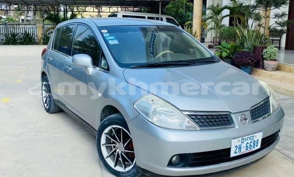 Acheter Occasion Voiture Nissan Tiida Gris à Phnom Penh, Phnom Penh