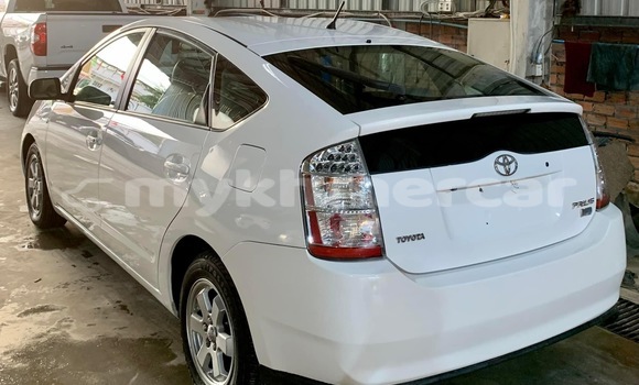 Buy Used Toyota Prius White Car in Phnom Penh in Phnom Penh Buy Used Toyota Prius White Car in Phnom Penh in Phnom Penh