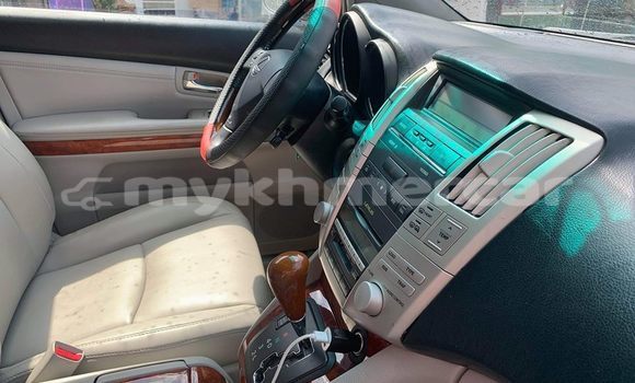 Acheter Occasion Voiture Lexus RX 330 Blanc à Phnom Penh, Phnom Penh Acheter Occasion Voiture Lexus RX 330 Blanc à Phnom Penh, Phnom Penh