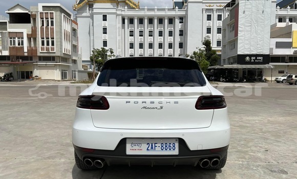 Buy Used Porsche Macan White Car in Phnom Penh in Phnom Penh Buy Used Porsche Macan White Car in Phnom Penh in Phnom Penh