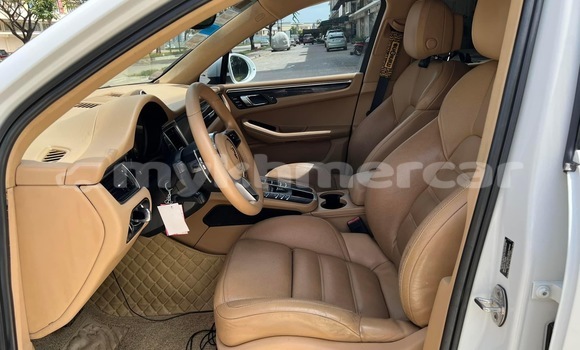 Buy Used Porsche Macan White Car in Phnom Penh in Phnom Penh Buy Used Porsche Macan White Car in Phnom Penh in Phnom Penh