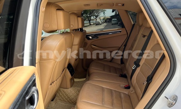 Buy Used Porsche Macan White Car in Phnom Penh in Phnom Penh Buy Used Porsche Macan White Car in Phnom Penh in Phnom Penh