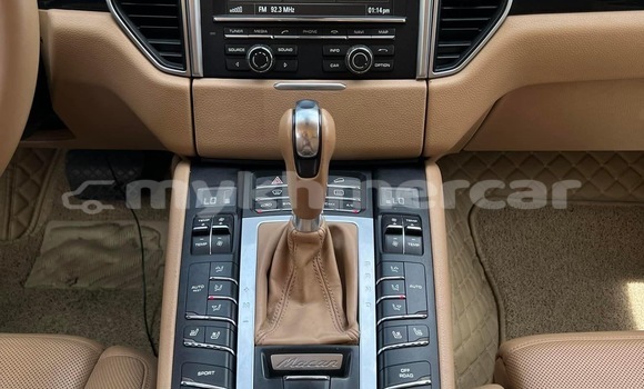 Buy Used Porsche Macan White Car in Phnom Penh in Phnom Penh Buy Used Porsche Macan White Car in Phnom Penh in Phnom Penh