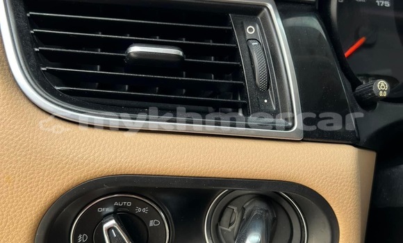 Buy Used Porsche Macan White Car in Phnom Penh in Phnom Penh Buy Used Porsche Macan White Car in Phnom Penh in Phnom Penh