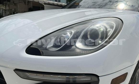 Buy Used Porsche Macan White Car in Phnom Penh in Phnom Penh Buy Used Porsche Macan White Car in Phnom Penh in Phnom Penh