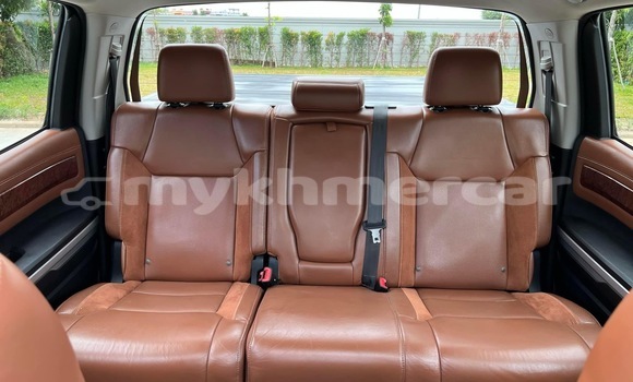 Buy Used Toyota Tundra White Car in Phnom Penh in Phnom Penh Buy Used Toyota Tundra White Car in Phnom Penh in Phnom Penh