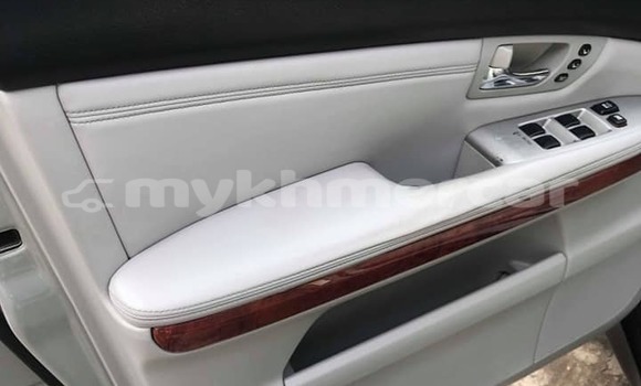 Acheter Occasion Voiture Lexus RX 330 Gris à Phnom Penh, Phnom Penh Acheter Occasion Voiture Lexus RX 330 Gris à Phnom Penh, Phnom Penh