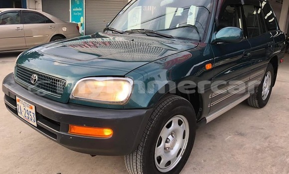Acheter Occasion Voiture Toyota RAV4 Vert à Phnom Penh, Phnom Penh Acheter Occasion Voiture Toyota RAV4 Vert à Phnom Penh, Phnom Penh