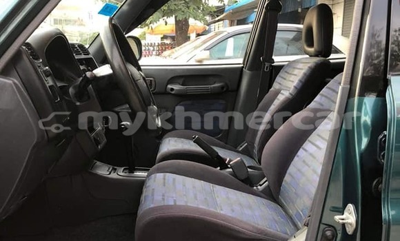 Acheter Occasion Voiture Toyota RAV4 Vert à Phnom Penh, Phnom Penh Acheter Occasion Voiture Toyota RAV4 Vert à Phnom Penh, Phnom Penh