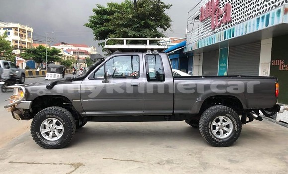 Acheter Occasion Voiture Toyota Hilux Noir à Phnom Penh, Phnom Penh Acheter Occasion Voiture Toyota Hilux Noir à Phnom Penh, Phnom Penh