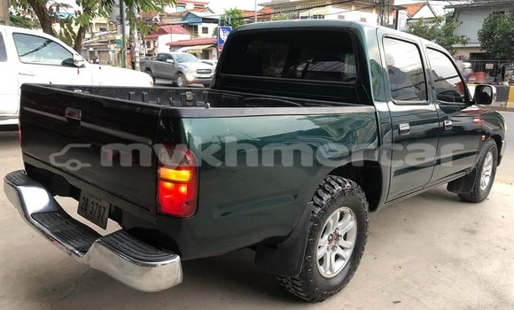 Acheter Occasion Voiture Toyota Hilux Vert à Phnom Penh, Phnom Penh Acheter Occasion Voiture Toyota Hilux Vert à Phnom Penh, Phnom Penh
