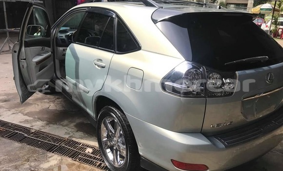 Acheter Occasion Voiture Lexus RX 330 Gris à Phnom Penh, Phnom Penh Acheter Occasion Voiture Lexus RX 330 Gris à Phnom Penh, Phnom Penh
