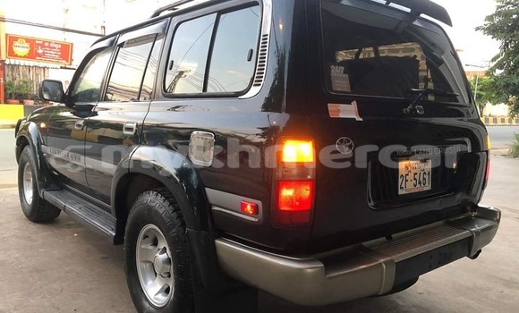 Acheter Occasion Voiture Toyota Land Cruiser Noir à Phnom Penh, Phnom Penh Acheter Occasion Voiture Toyota Land Cruiser Noir à Phnom Penh, Phnom Penh