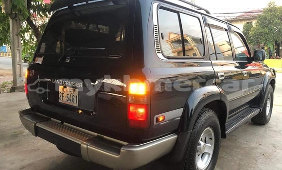 Acheter Occasion Voiture Toyota Land Cruiser Noir à Phnom Penh, Phnom Penh Acheter Occasion Voiture Toyota Land Cruiser Noir à Phnom Penh, Phnom Penh