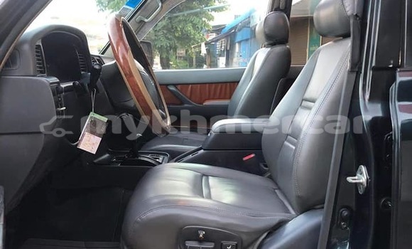 Acheter Occasion Voiture Toyota Land Cruiser Noir à Phnom Penh, Phnom Penh Acheter Occasion Voiture Toyota Land Cruiser Noir à Phnom Penh, Phnom Penh