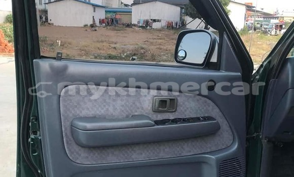 Acheter Occasion Voiture Toyota Hilux Vert à Phnom Penh, Phnom Penh Acheter Occasion Voiture Toyota Hilux Vert à Phnom Penh, Phnom Penh