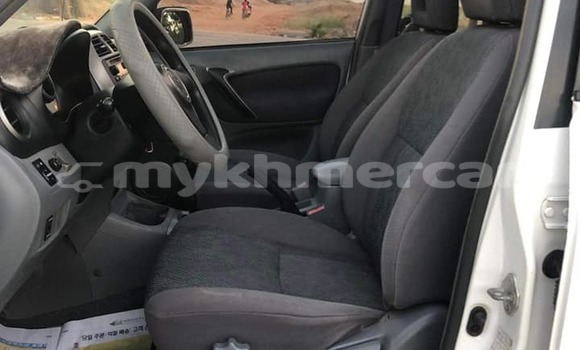 Acheter Occasion Voiture Toyota RAV4 Blanc à Phnom Penh, Phnom Penh Acheter Occasion Voiture Toyota RAV4 Blanc à Phnom Penh, Phnom Penh