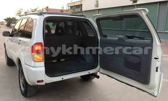 Acheter Occasion Voiture Toyota RAV4 Blanc à Phnom Penh, Phnom Penh Acheter Occasion Voiture Toyota RAV4 Blanc à Phnom Penh, Phnom Penh