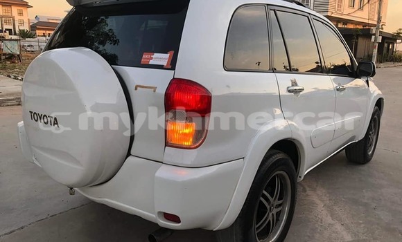 Acheter Occasion Voiture Toyota RAV4 Blanc à Phnom Penh, Phnom Penh Acheter Occasion Voiture Toyota RAV4 Blanc à Phnom Penh, Phnom Penh