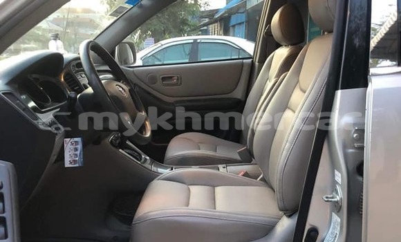 Acheter Occasion Voiture Toyota Highlander Gris à Phnom Penh, Phnom Penh Acheter Occasion Voiture Toyota Highlander Gris à Phnom Penh, Phnom Penh