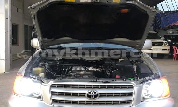 Acheter Occasion Voiture Toyota Highlander Gris à Phnom Penh, Phnom Penh Acheter Occasion Voiture Toyota Highlander Gris à Phnom Penh, Phnom Penh